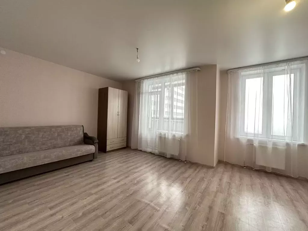 Студия Новосибирская область, Новосибирск ул. Петухова, 162 (30.6 м) - Фото 1