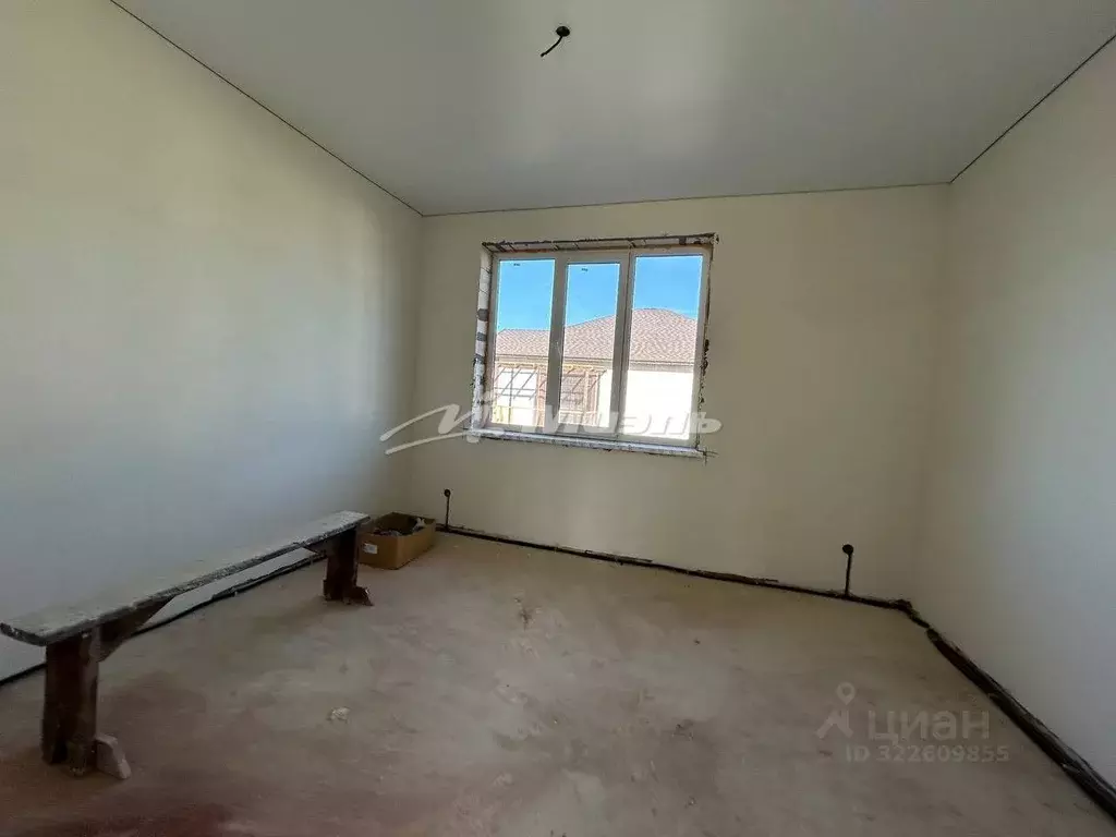 Дом в Крым, Симферопольский район, Добровское с/пос, с. Заречное ул. ... - Фото 2