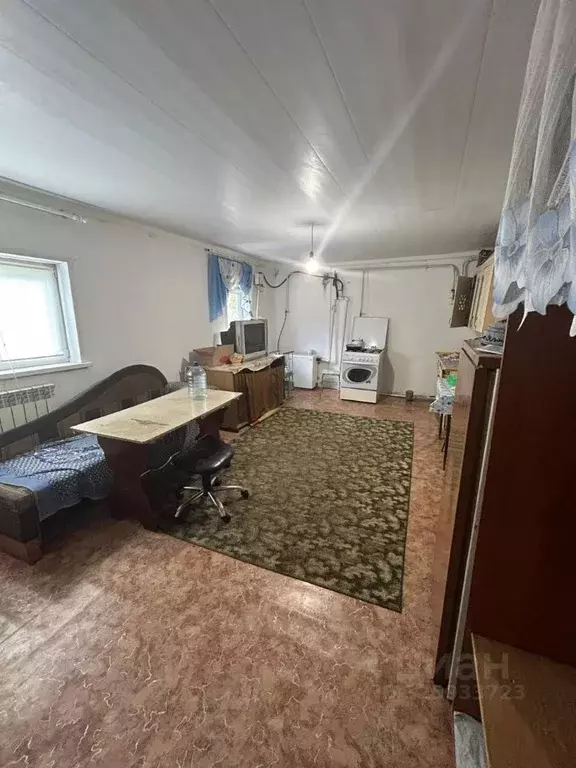 Дом в Оренбургская область, Домбаровский сельсовет, с. Домбаровка  (72 ... - Фото 2