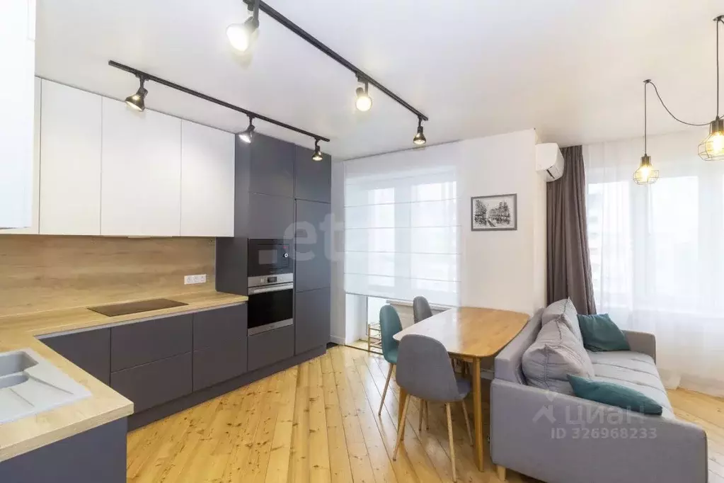 3-к кв. Тюменская область, Тюмень проезд Ледниковый, 1 (91.1 м) - Фото 1