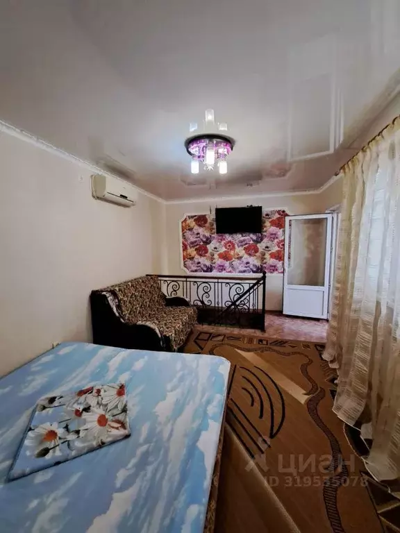 Дом в Крым, Феодосия ул. Куйбышева, 12 (50 м) - Фото 0