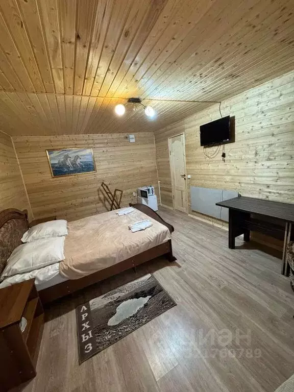 Комната Карачаево-Черкесия, Зеленчукский район, с. Архыз ул. ... - Фото 0
