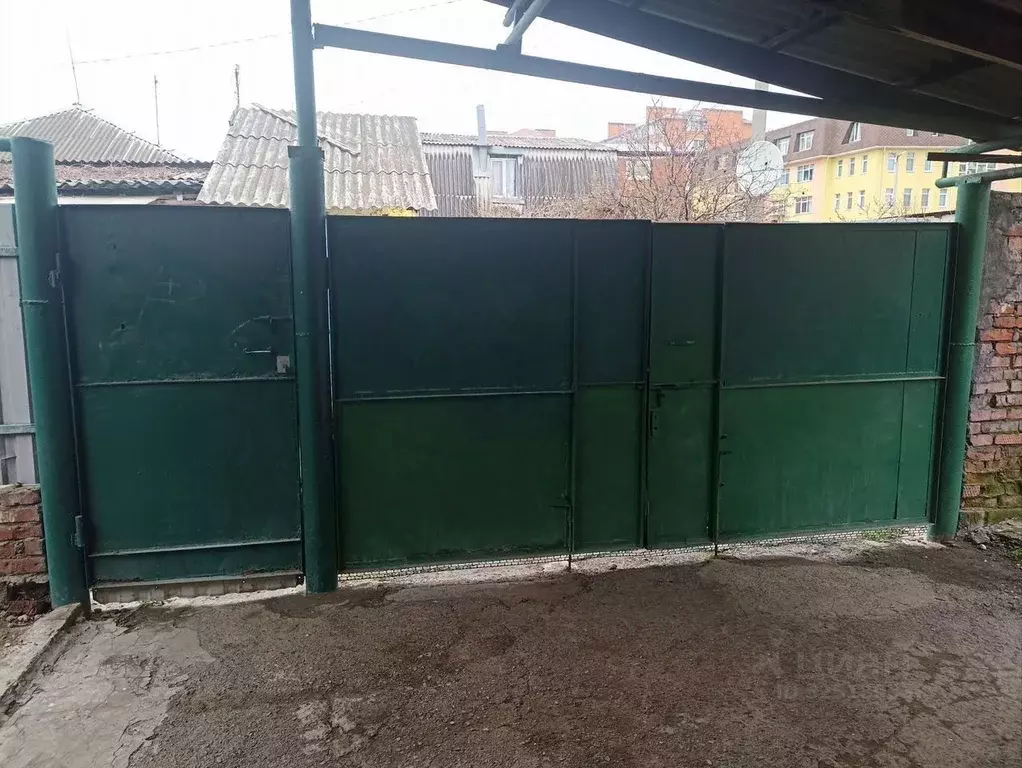 Дом в Краснодарский край, Краснодар ул. Имени Евдокии Бершанской, ... - Фото 1