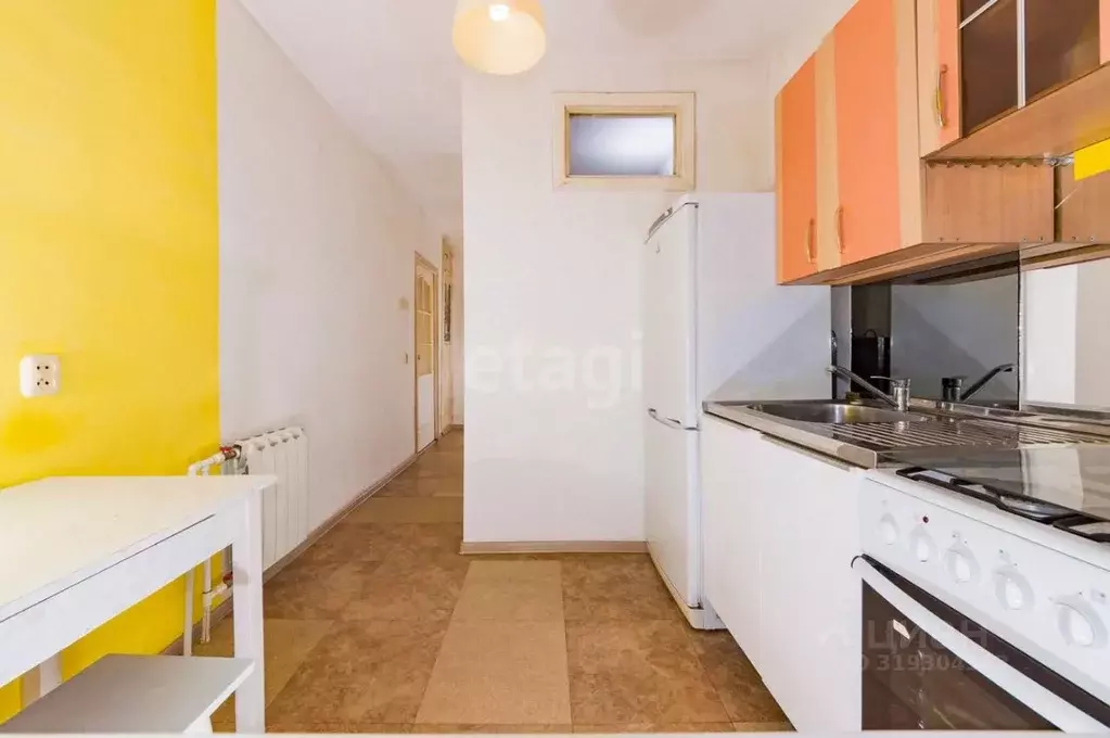 2-к кв. Свердловская область, Екатеринбург ул. Азина, 21 (45.0 м) - Фото 0