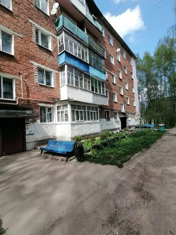 2-к кв. Смоленская область, Рославль 15-й мкр, 12 (68.0 м) - Фото 0