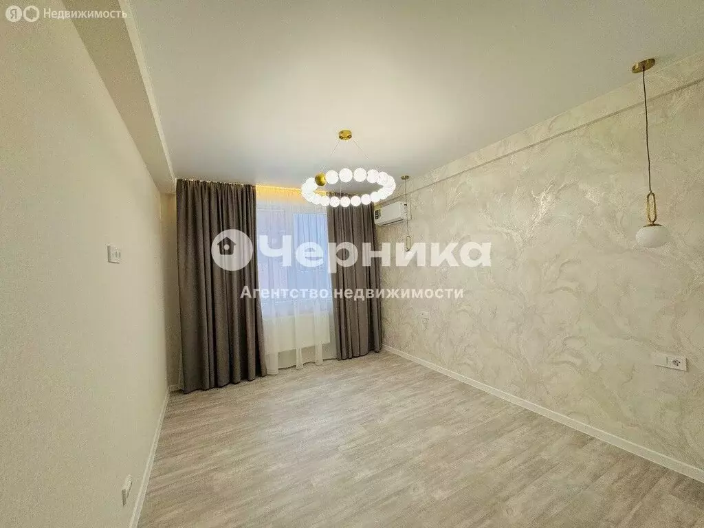 2-комнатная квартира: Ессентуки, Никольская улица, 21к6/1 (60.5 м) - Фото 1