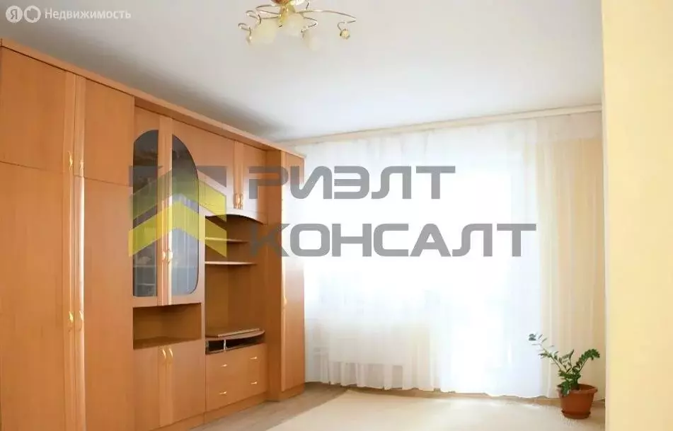 2-комнатная квартира: Омск, бульвар Архитекторов, 4/1 (60 м) - Фото 0