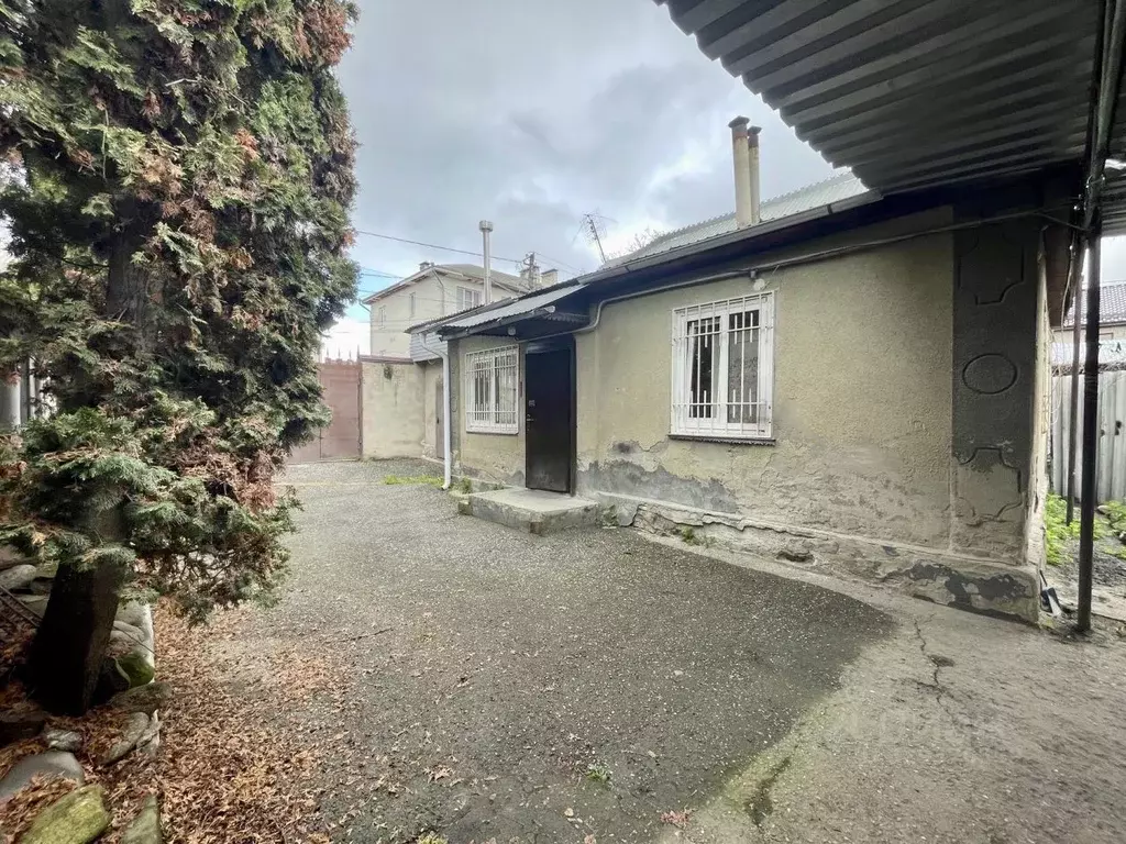 Дом в Кабардино-Балкария, Нальчик ул. Крылова, 30 (46 м) - Фото 1
