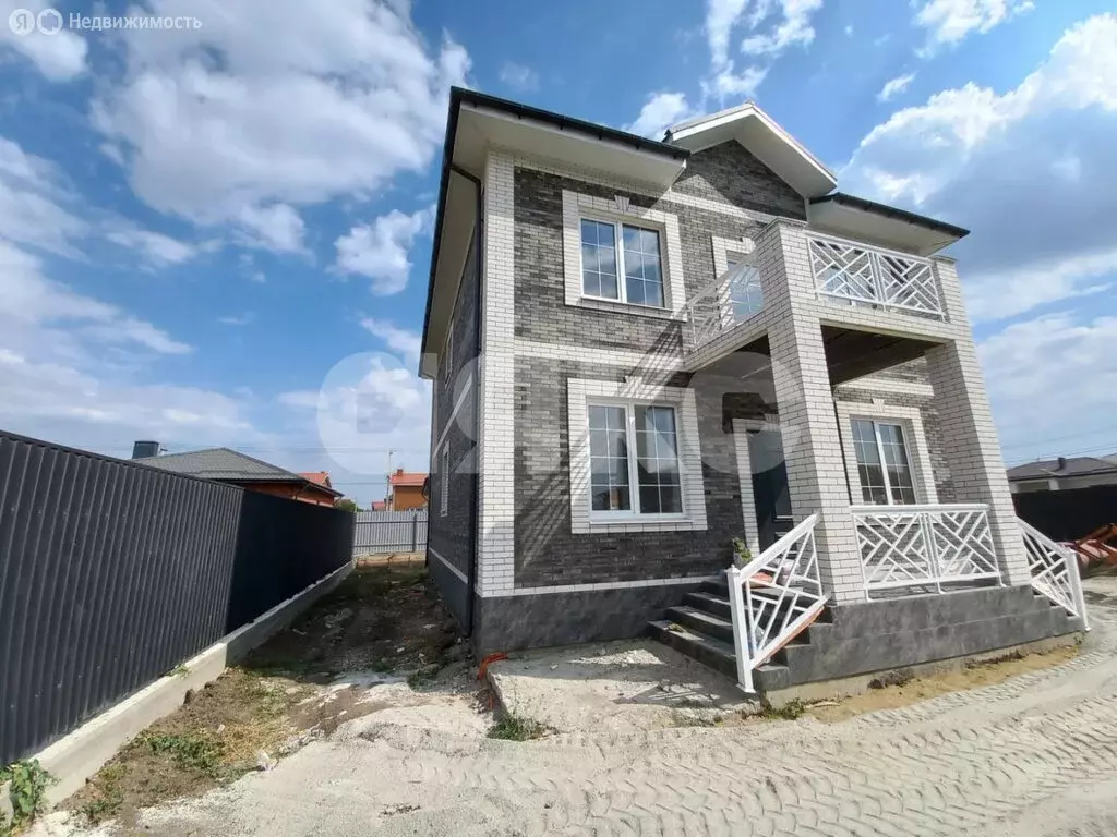 Дом в Анапская, улица Рената Саитова (181.5 м) - Фото 1