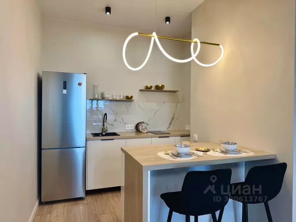 2-к кв. Приморский край, Владивосток ул. Грибоедова, 46А (40.0 м) - Фото 1