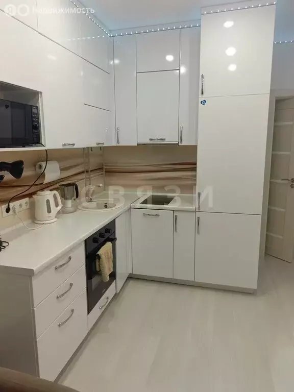 Квартира-студия: Тюмень, улица Мельникайте, 2к5 (41 м) - Фото 2