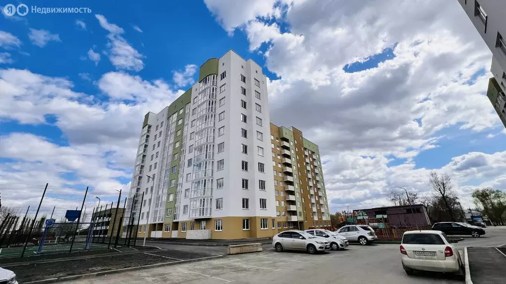 2-комнатная квартира: Энгельс, Пристанская улица, 85 (63 м) - Фото 0