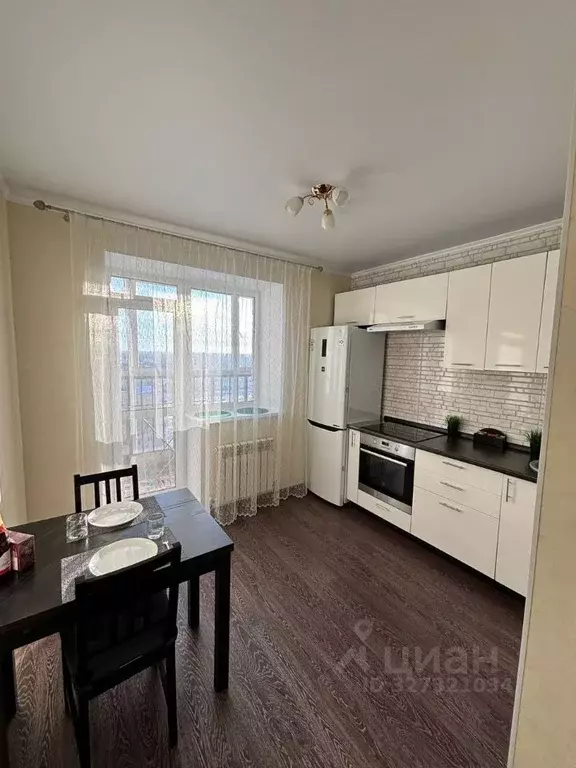 1-к кв. Омская область, Омск Светловская ул., 6 (36.0 м) - Фото 1