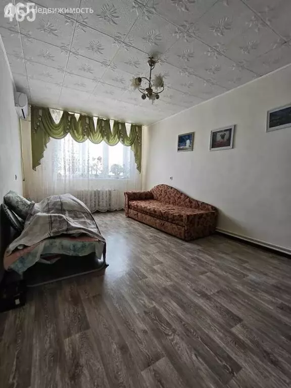 3-комнатная квартира: Приморский, Промышленная улица, 1 (66 м) - Фото 1