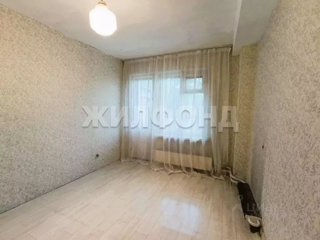 Комната Хакасия, Абакан ул. Пушкина, 1 (11.2 м) - Фото 1