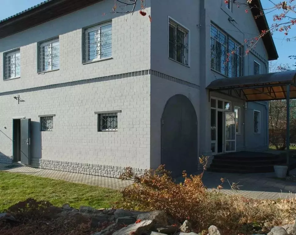Дом в Алтайский край, Барнаул городской округ, с. Власиха, Октябрьский ... - Фото 1