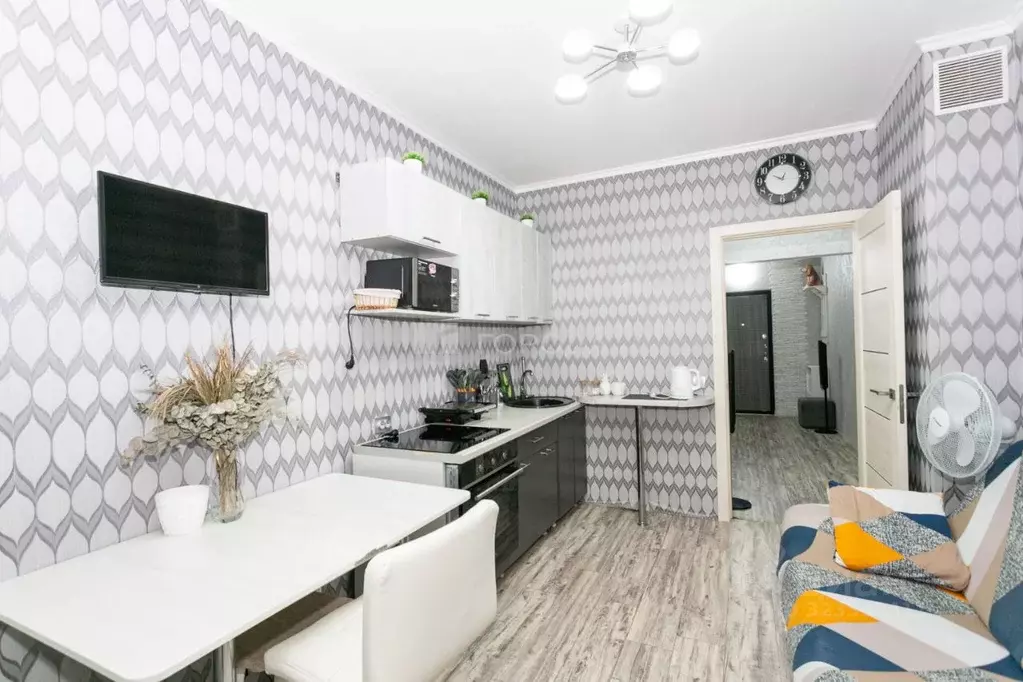 1-к кв. Новосибирская область, Новосибирск ул. Дмитрия Шмонина, 7 ... - Фото 2