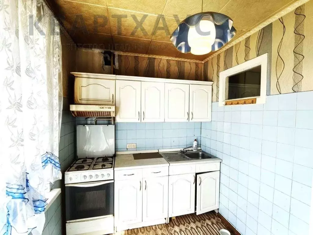 3-к кв. Волгоградская область, Волгоград ул. Маршала Еременко, 96 ... - Фото 2