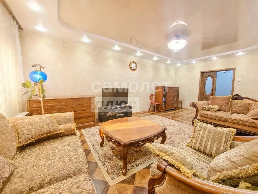 3-к кв. Московская область, Люберцы Красная Горка мкр, просп. ... - Фото 1