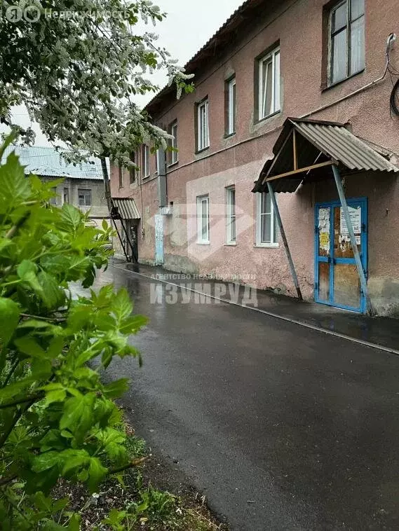 3-комнатная квартира: Топки, улица Революции, 17 (54 м) - Фото 0