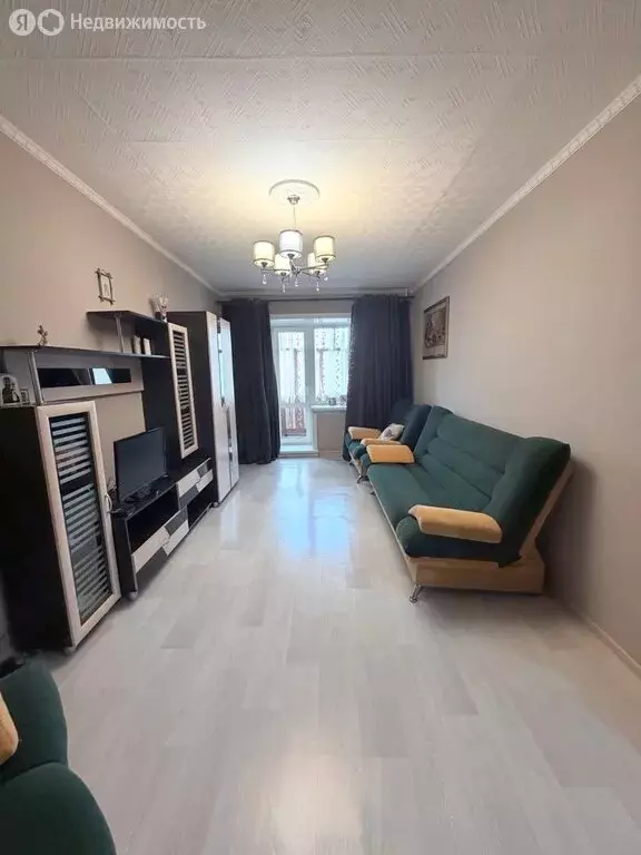 3-комнатная квартира: Нерюнгри, улица Аммосова, 6/1 (68.7 м) - Фото 1