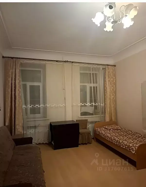 Комната Санкт-Петербург Певческий пер., 5 (25.3 м) - Фото 0