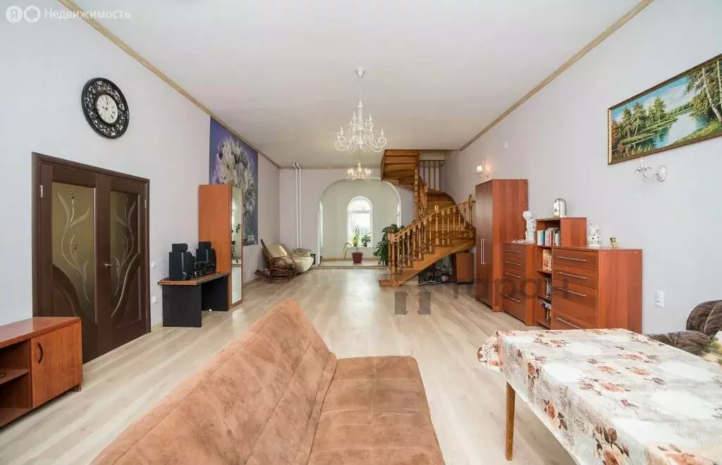 Дом в Рощино, Радужная улица, 28 (350.1 м) - Фото 0