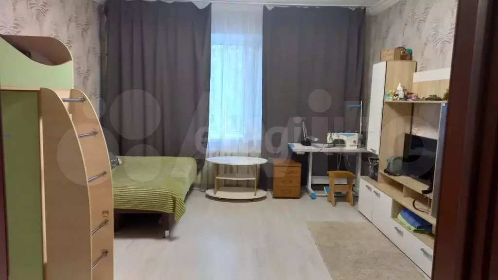 Комната 20,9 м в 3-к., 2/2 эт. - Фото 0