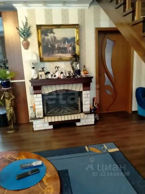 Дом в Красноярский край, Казачинский сельсовет, с. Курбатово ул. ... - Фото 1