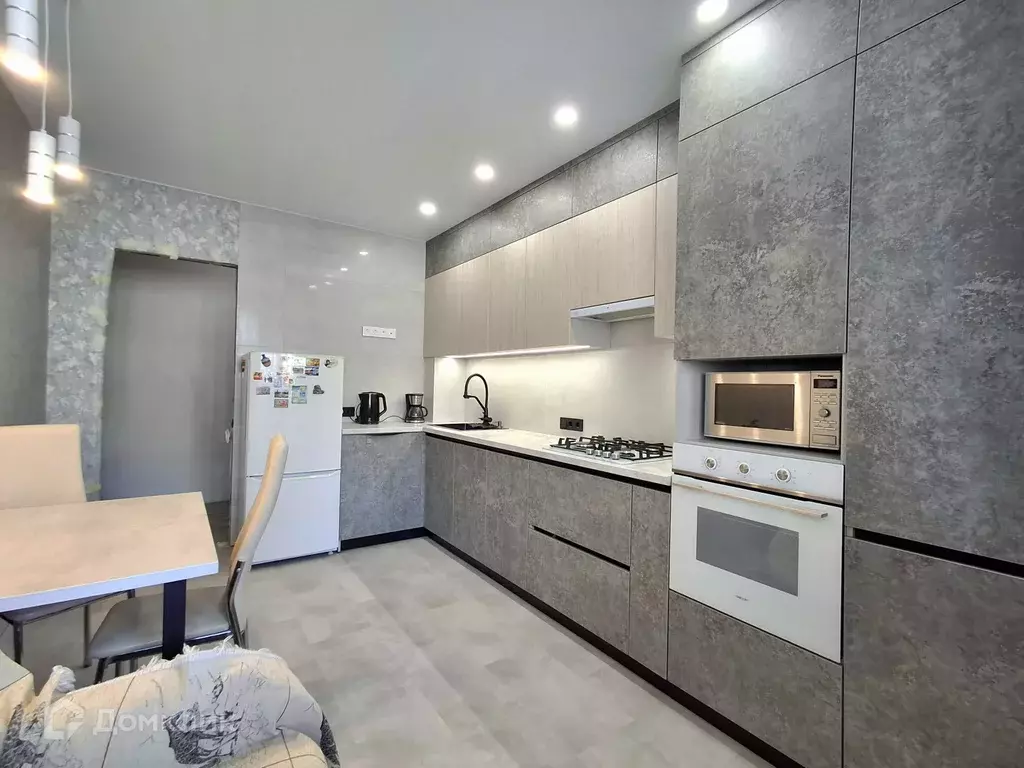 Продаётся 2-к квартира, 54.8 м - Фото 1