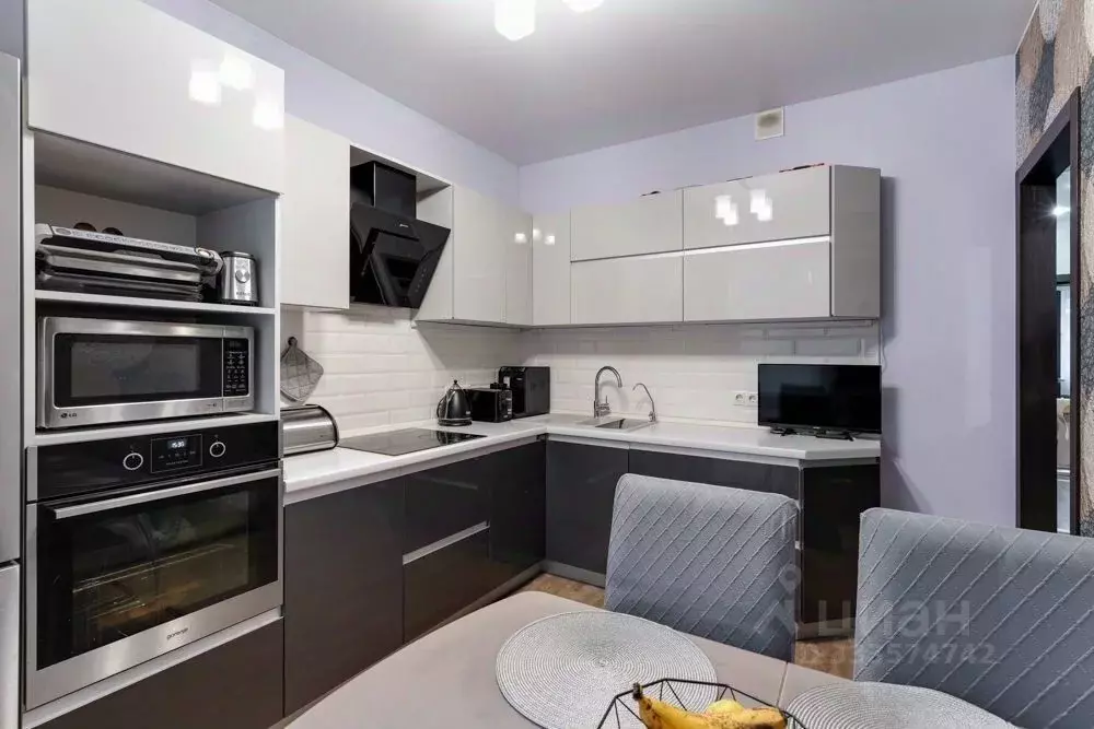 3-к кв. Московская область, Балашиха ул. Дмитриева, 8 (76.0 м) - Фото 1