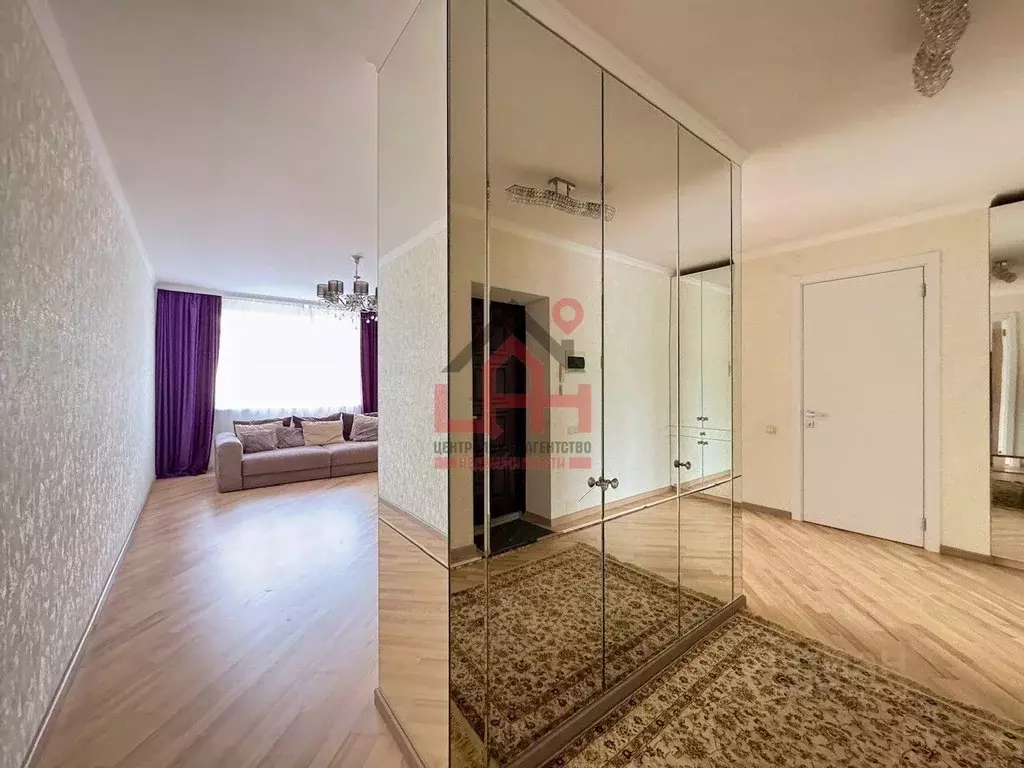 2-к кв. Ставропольский край, Ессентуки Октябрьская пл., 31В (79.1 м) - Фото 1