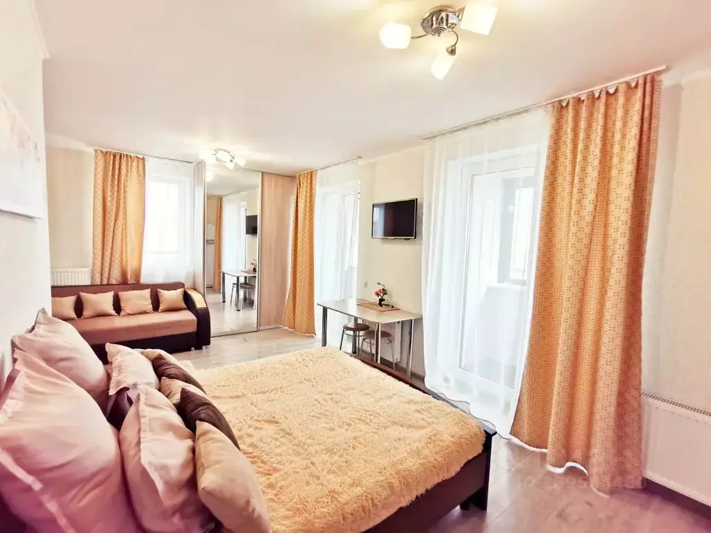 Студия Тюменская область, Тюмень ул. 50 лет Октября, 57Б (35.0 м) - Фото 1