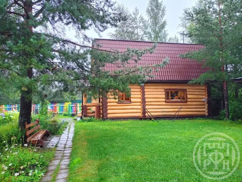 Дом в Ленинградская область, Выборгский район, Рощинское городское ... - Фото 0