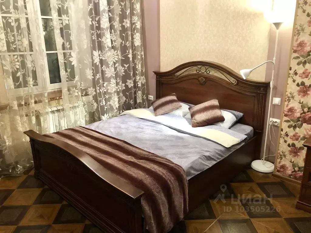 2-к кв. Санкт-Петербург Малая Конюшенная ул., 4/2 (73.0 м) - Фото 0