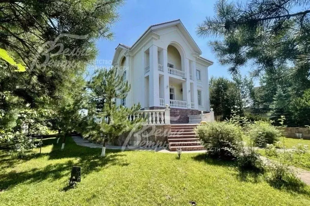 Дом в Москва д. Милюково, пер. 1-й Цветочный (580 м) - Фото 2
