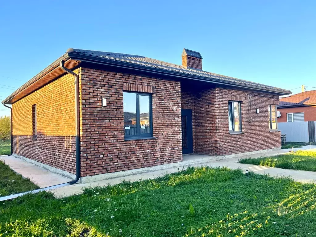 Коттедж в Адыгея, Тахтамукайский район, Козет аул ул. Шовгенова (110 ... - Фото 1