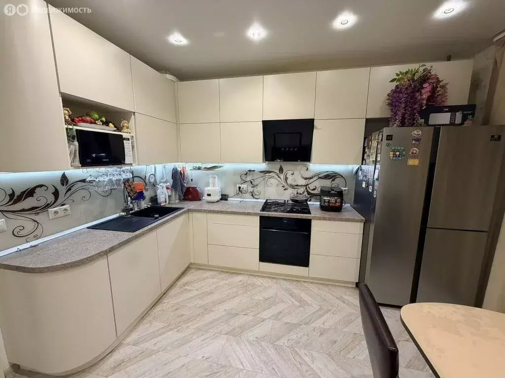 2-комнатная квартира: Тверь, Планерная улица, 8 (71 м) - Фото 2