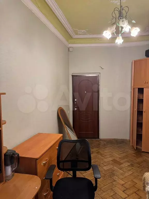 Комната 13,5 м в 3-к., 4/7 эт. - Фото 1