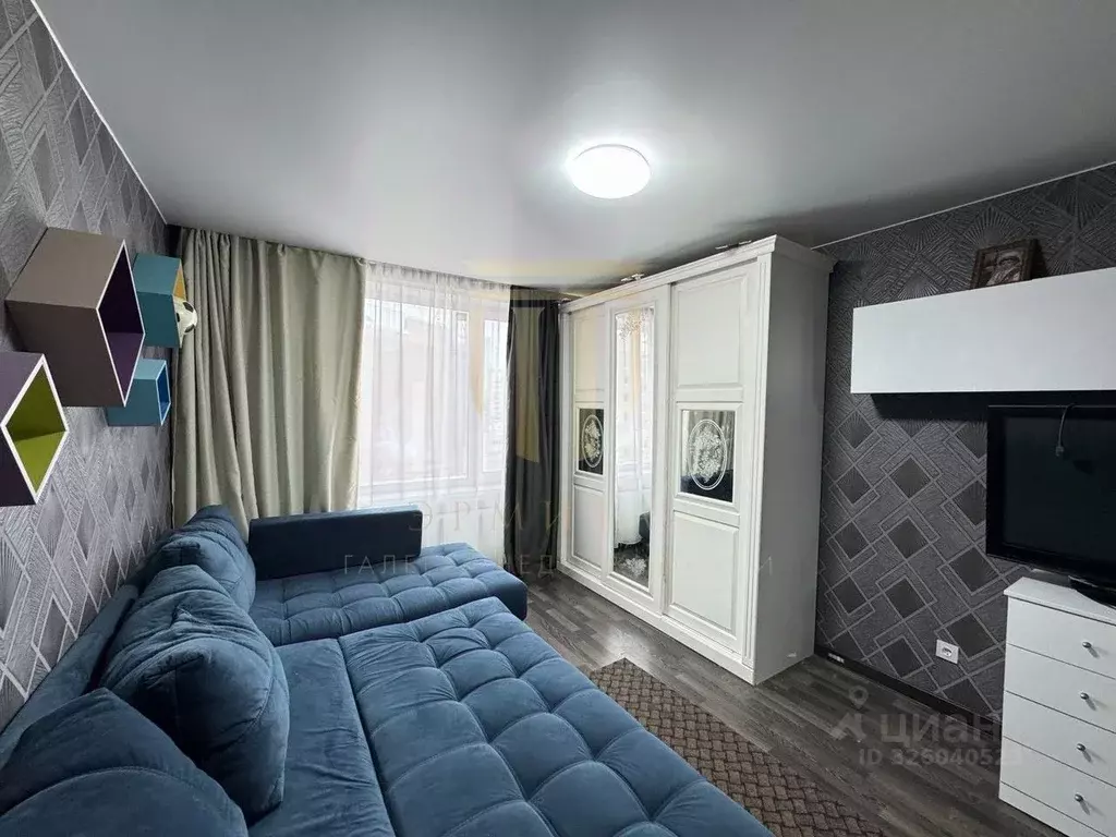 3-к кв. Санкт-Петербург пос. Шушары, Ленсоветовский тер., 23 (78.7 м) - Фото 1