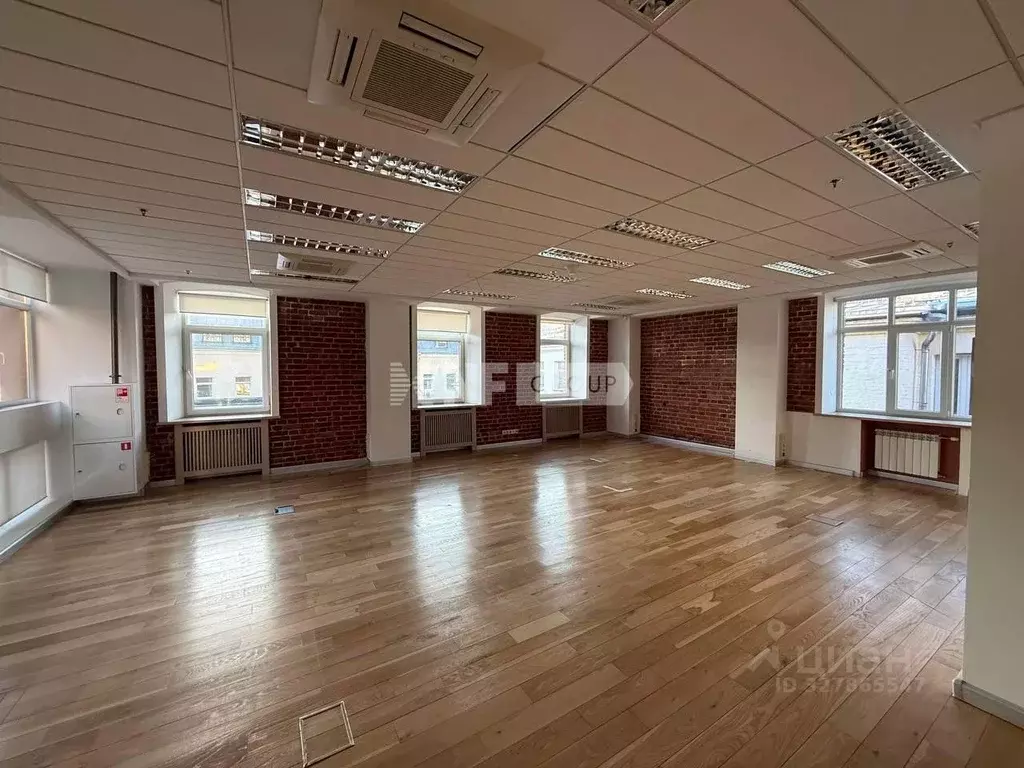 Офис в Москва Большая Серпуховская ул., 19/37С4 (600 м) - Фото 1