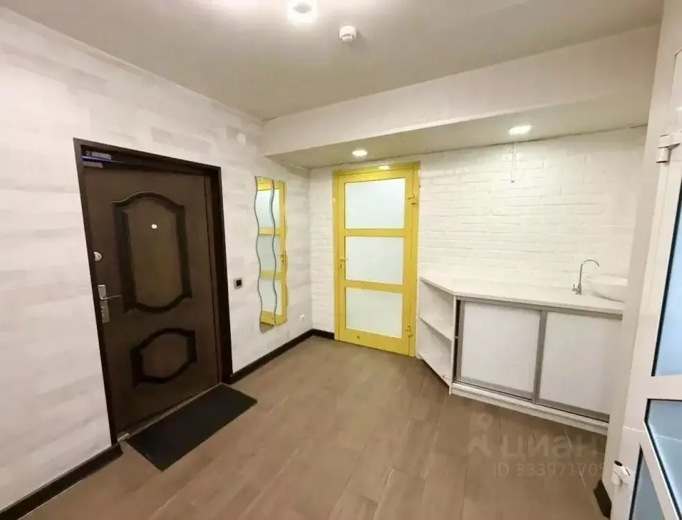 Офис в Иркутская область, Иркутск Крылатый мкр, 13 (34 м) - Фото 1