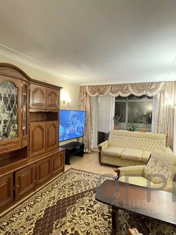 3-к кв. Башкортостан, Уфа ул. 50 лет СССР, 48 (84.0 м) - Фото 1