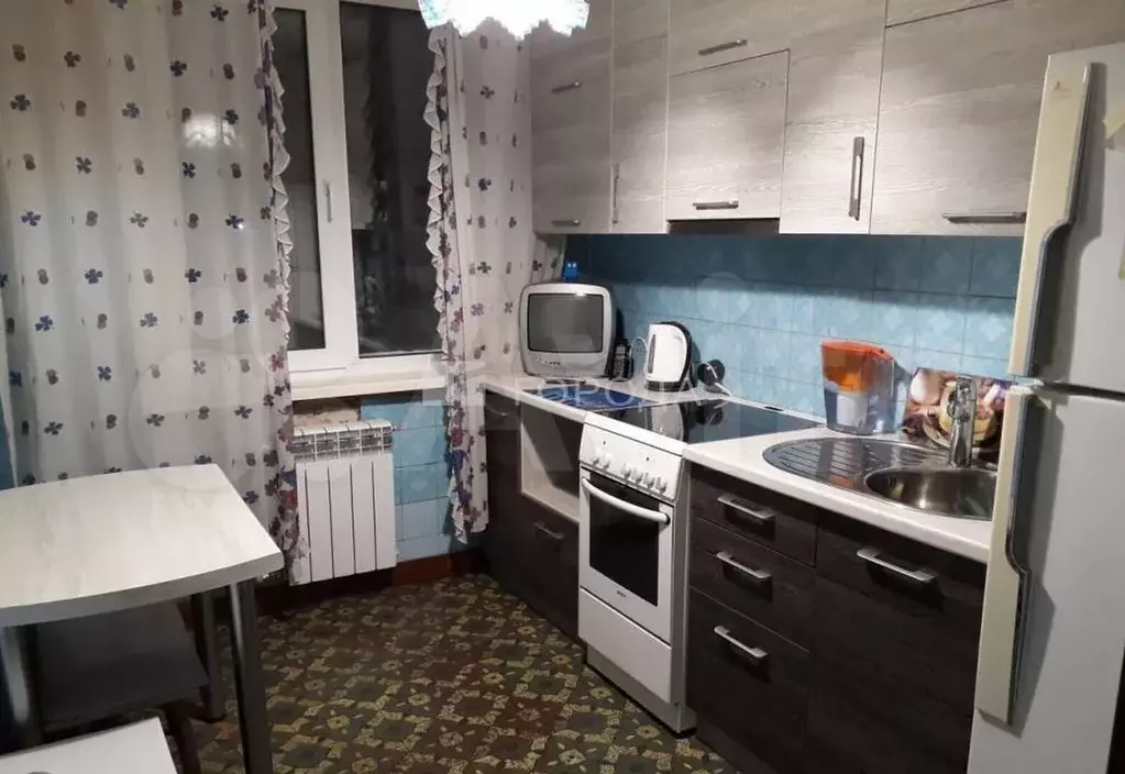 2-к. квартира, 51 м, 2/9 эт. - Фото 0
