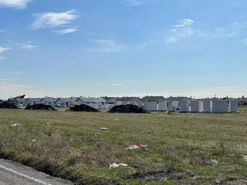 Участок в Тюменская область, Тюмень Р-351, 320-й км (8.0 сот.) - Фото 0