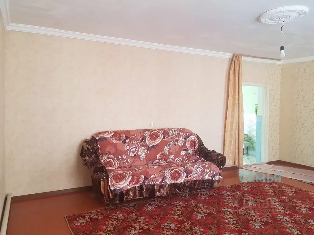 Дом в Северная Осетия, Беслан Правобережный район, ул. Мира (100 м) - Фото 2