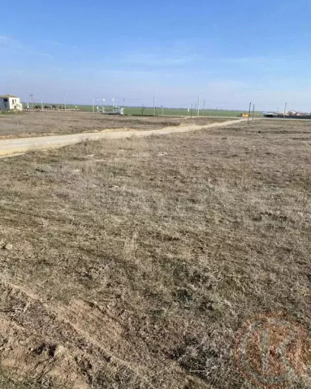 Участок в Крым, Сакский район, Суворовское с/пос, с. Победное ул. 65 ... - Фото 1