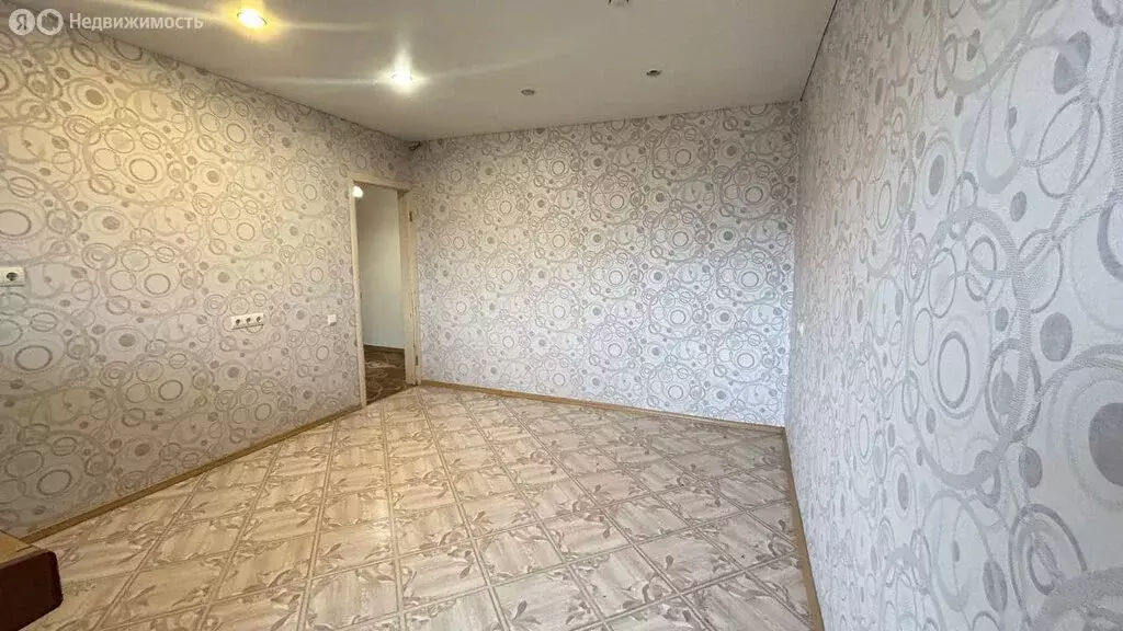 2-комнатная квартира: Курган, Галкинская улица, 71 (49.8 м) - Фото 1