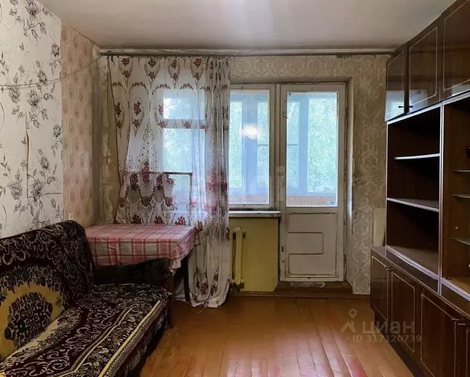 2-к кв. Ленинградская область, Кириши Молодежный бул., 12 (43.7 м) - Фото 0