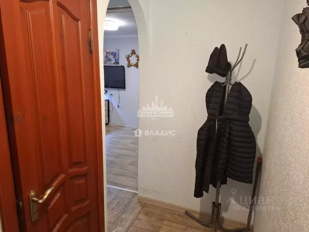 3-к кв. Крым, Керчь ул. Горького, 12 (57.5 м) - Фото 2